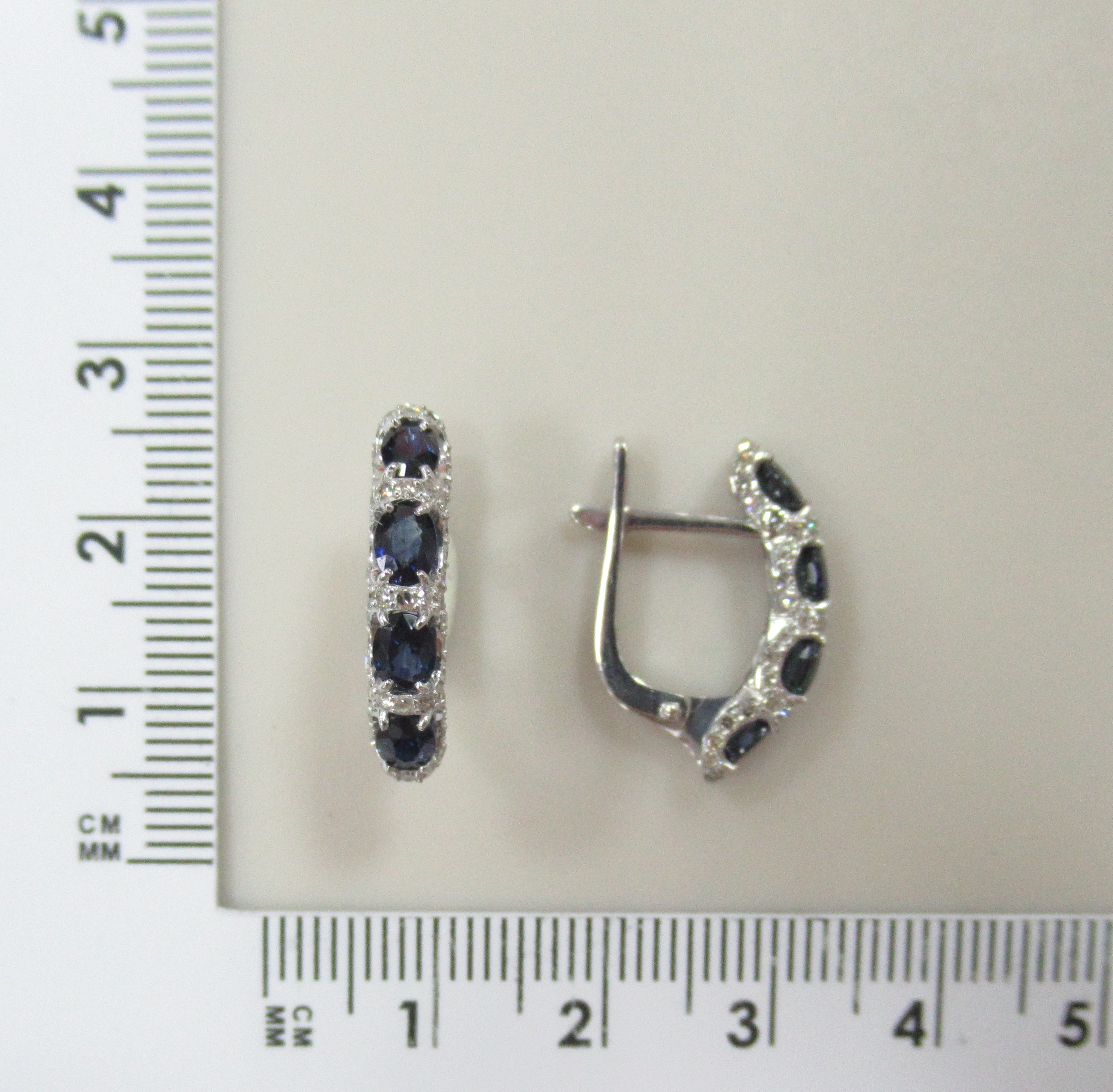 10511-000746 Серьги (Au 585)